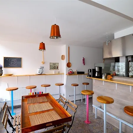 Biscuit Hotel 3*